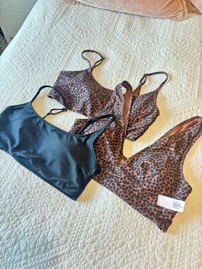 Old Navy Women Swim Tops Print & Black Bralette Set Size L
